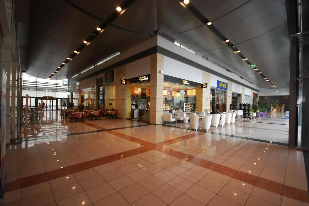 Platinum Towers Country 2 Country Aparthotel Warsaw 4*,  Poland