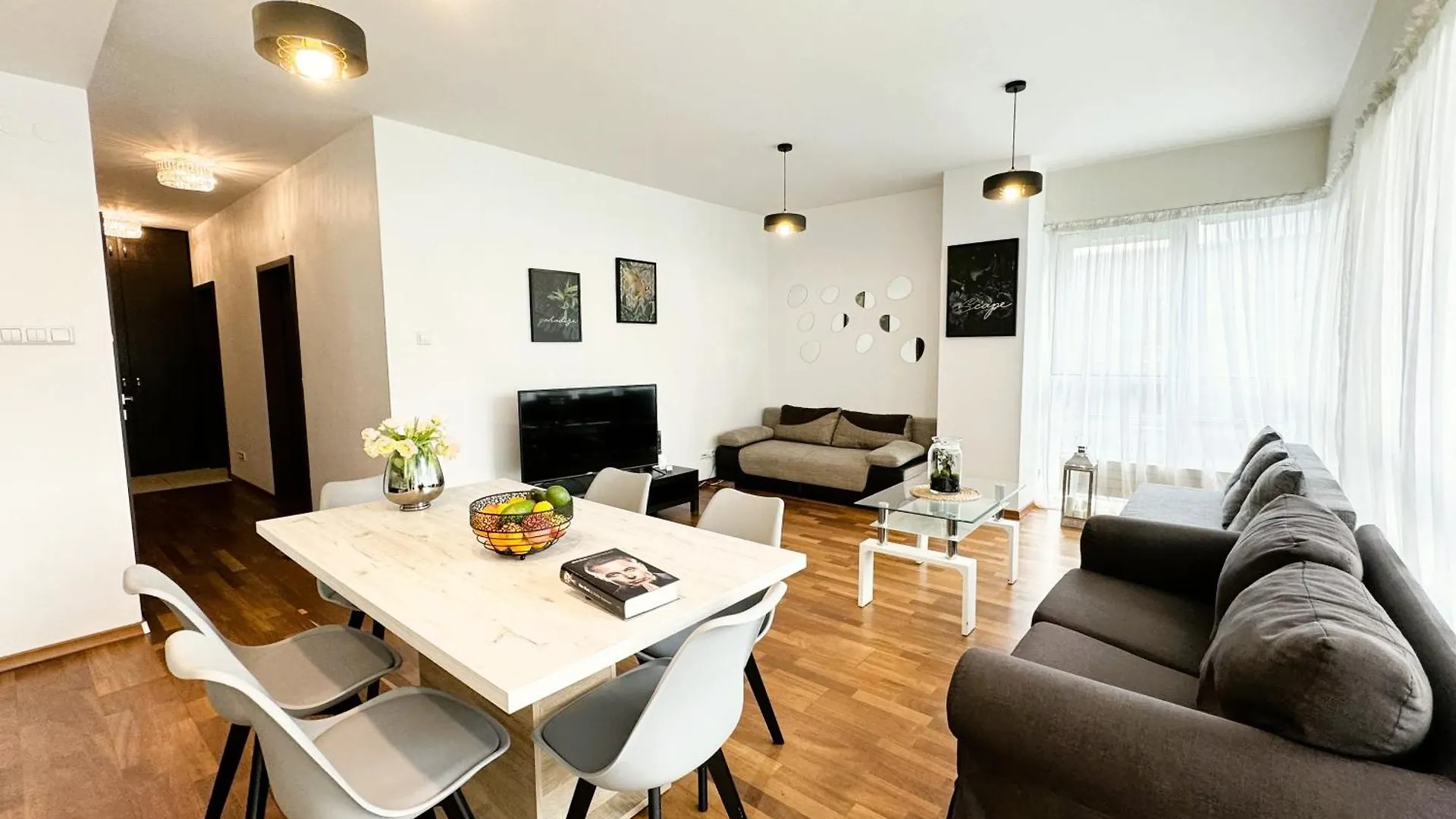 Platinum Towers Country 2 Country Aparthotel Warschau Polen