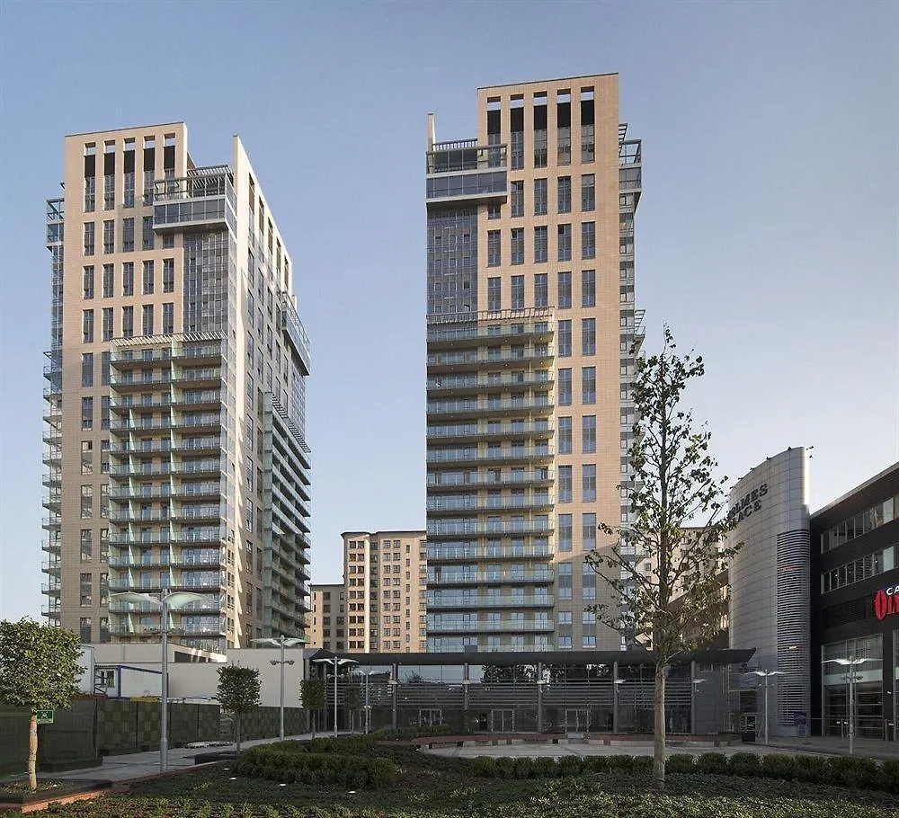 Platinum Towers Country 2 Country Aparthotel Warschau
