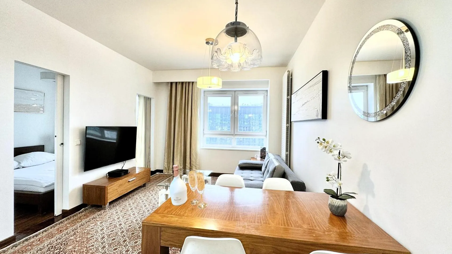 Platinum Towers Country 2 Country Aparthotel Warsaw