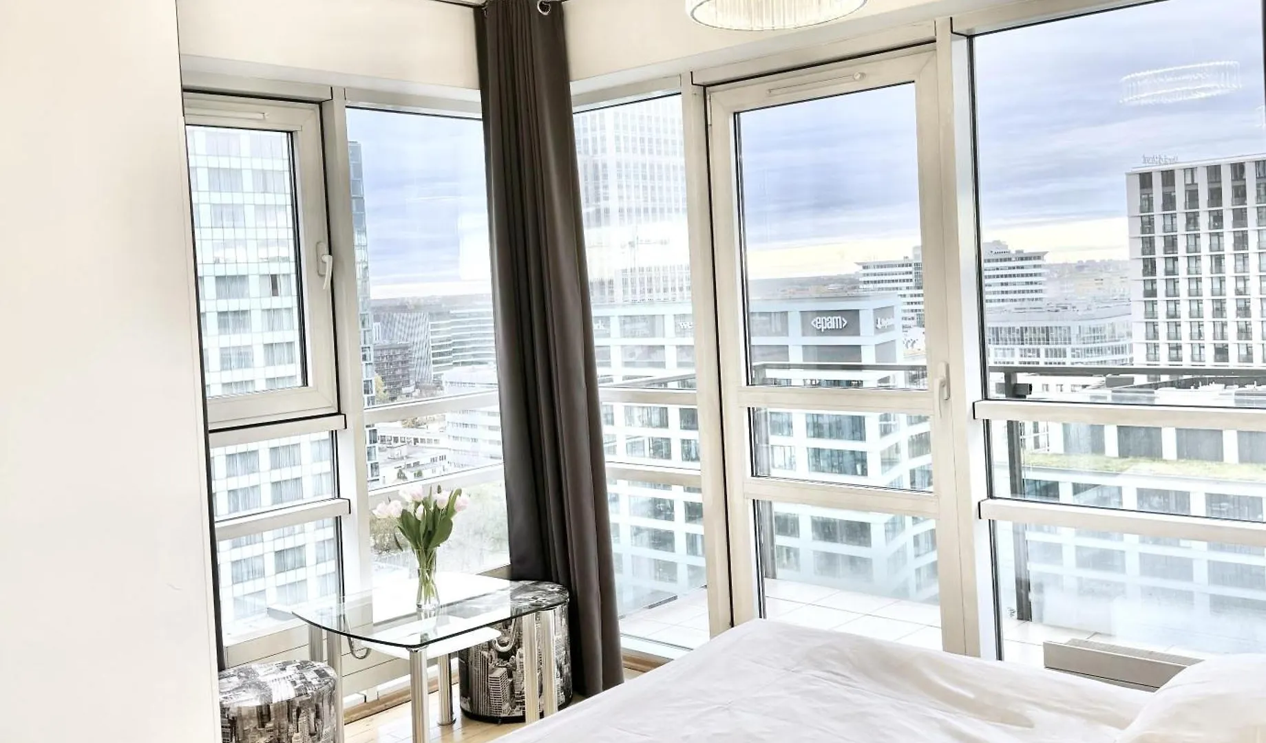 Platinum Towers Country 2 Country Aparthotel Warsaw