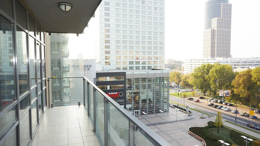 Platinum Towers Country 2 Country Aparthotel Warsaw